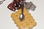 collier-biscuit