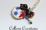 collier-cupcake-bleu